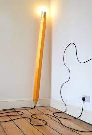 Pencil Lamp Idee Per L Illuminazione Idee Di Arredamento Arredamento Eccentrico
