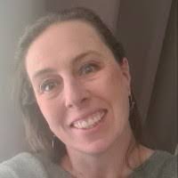 Edwina Lowe's Instagram, Twitter & Facebook