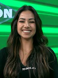 Se nota el amor entre #Yann y #Roberta. 🥰 ¿Te gusta la parejita? 😀 #...