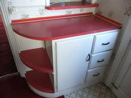 retro kitchen, cabinets