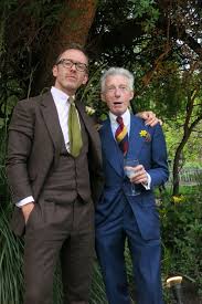 I Appreciate The Sartorial Men Among Us Who Still Wear Suits Men Like My Grandfather Who Still Wears A Hat Mens Fashion Classic Well Dressed Men Classy Men