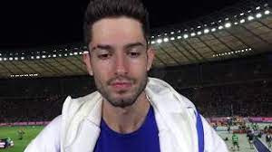 Tentoglou, who was fourth until the six attempt, made his best jump at the sixth attempt. Miltiadis Tentoglou Gre After Winning Gold In The Long Jump Youtube