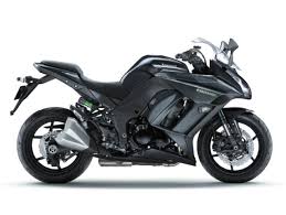 It is after all, a lot more convenient than having to drive your car through heavy traffic and spending half an hour looking for a parking spot. Kawasaki Ninja 1000 Abs 2014 Price In Malaysia From Rm87 900 Motomalaysia