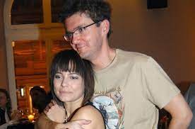 Aktorka doskonale wie, jak wywołać zamieszanie i szum wokół siebie. Kuba Wojewodzki W Ksiazce O Zwiazku Z Anna Mucha Aktorka Skomentowala