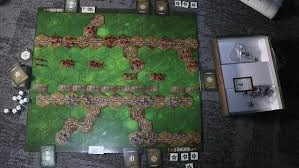 Los jugadores toman las riendas de las fuerzas aliadas o las potencias del eje y luchan en escenarios basados en batallas. Probamos El Juego De Mesa La Gran Guerra