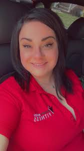 Hi there! I'm looking for a seamstress in the area. I have two pairs of  pants that need hemmed and I'm unsure of where to go. Does anyone have any  recommendations? Thank