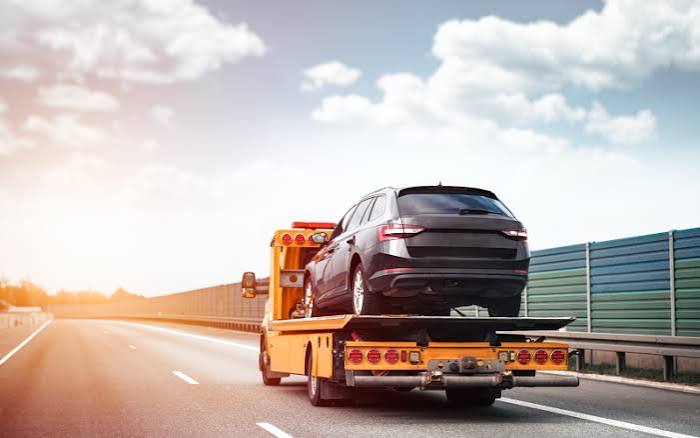 Do I Need a Roadside Assistance Plan? | Bluefire Insurance
