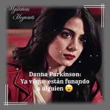 𝕯𝖆𝖓𝖓𝖆 𝕻𝖆𝖗𝖐𝖎𝖓𝖘𝖔𝖓: Nicki y Liv en el centro