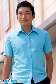 Là đại gia có tiếng, tặng chồng xe hơi 6 tỷ đồng. Diá»…n Vien Kinh Quá»'c