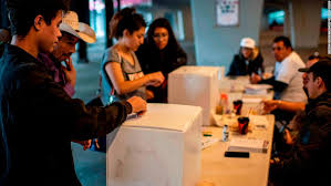 El órgano electoral determinó que la consulta popular relacionada con el enjuiciamiento con los ex presidentes de méxico promovida por ciudadanos e integrantes del. Expertos Explican Que Enjuiciar A Expresidentes En Mexico Corresponde A La Justicia Por Lo Que Una Consulta Ciudadana Es Innecesaria Cnn Video