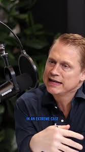 Arron Thomas's Instagram, Twitter & Facebook