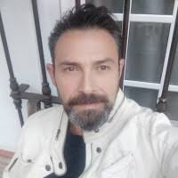 100+ perfiles de «Luis Bello»