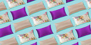 Silk pillowcases will prevent hair from tangling as we move in our sleep, they will also help keep our hairstyle better for the next day. 13 Best Silk Pillowcases 2021 Silk Pillowcase For Hair And Skin