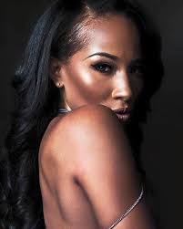 Kasutaja Jelaminah “Jela” Lanier profiil