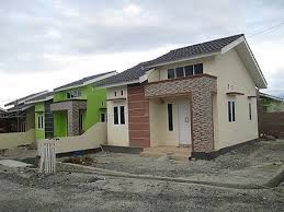 Rumah ini dibangun dengan material murah meliputi kontainer bekas dan wrap bubble yang digunakan sebagai atap untuk pencahayaan di siang hari. Membangun Rumah Dengan Biaya Murah Mungkinkah Caritra