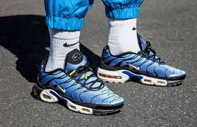Maybe you would like to learn more about one of these? Interview Inside Tn Talk The Online Group For Nike S Controversial Cult Shoe Lifewithoutandy