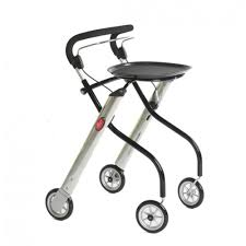 Rollatoren für drinnen und draußen unterscheiden sich hinsichtlich ihrer bauweise und ausstattung. Let S Go Rollator Edition Silber Schwarz Indoor Rollator In Neuer Farbe Sanitatshaus Burbach Goetz Der Grosse Onlineshop Fachhandel Service Top Preise Schnell Zuverlassig Neu Mit Rollstuhlzentrum Cpap Center