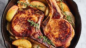 Easy Skillet Pork Chops With Apples | Kitchn
