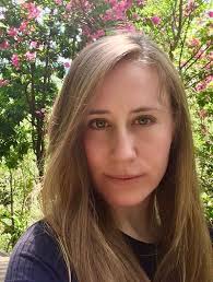 Q+Art: Heather Beardsley Brings Wide-Eyed Wonder to the Art of Science