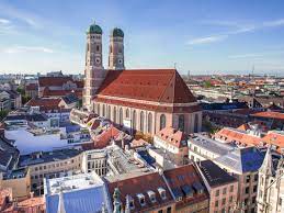 Alle infos finden sie direkt beim. So Sieht Eine Der Teuersten Wohnungen Der Miethochburg Munchen Aus Wohnen
