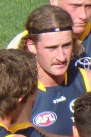 Sam Berry's Instagram, Twitter & Facebook