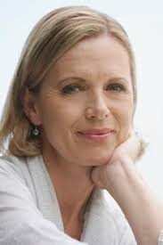 Meet Halloween Enthusiasts Emma Rae Curtis