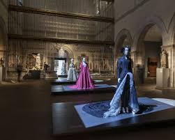 Gallery Of Heavenly Bodies Diller Scofidio Renfro 16 Exhibition Costume Institute Exhibition Design