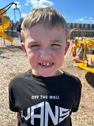 Big thanks to @jimmykimmel and the internet for keeping this gal and her 🐴  teeth humble AF #nationalsmileday