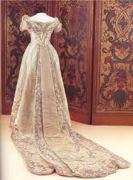 Queen Wilhelmina S Wedding Gown 1901 Netherlands Royal Wedding Dress Royal Wedding Gowns Historical Dresses