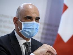 Jul 03, 2021 · bundesrat alain berset ist besorgt, weil derzeit 20 prozent der menschen über 80 jahre nicht geimpft sind. Alain Berset Laisse Entrevoir Des Assouplissements Sur Le Covid 19 Allnews