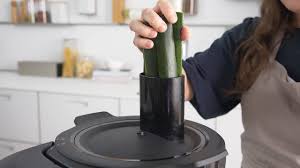 Ein zulaufschlauch für waschmaschinen wird benötigt, um wasser aus dem wasserhahn in die maschine zu leiten. Wasserhahnsymbol Leuchtet Bei Waschmaschine So Behebst Du Das Problem Bosch Waschmaschinen Hilfe Youtube
