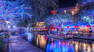The San Antonio Riverwalk At Christmas Time We Don T Light A Bucket List Ideas San Antonio Riverwalk San Antonio Texas Riverwalk River Walk