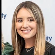 Hannah Kinsey's Instagram, Twitter & Facebook