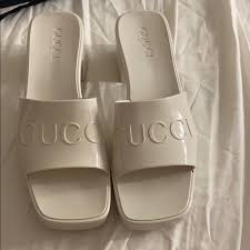 Jul 06, 2021 · gucci women's block heel platform slide sandals. Venta Gucci Jelly Heels En Stock