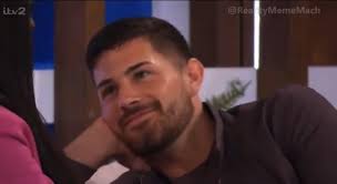 Scott is not into Catherine : r/LoveIslandTV