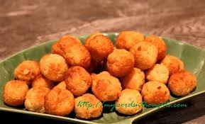Bread Coconut Sweet Balls Snack Recipes Bread Snacks Recipe Bread Snacks