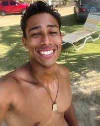 Bryant Gonzalez (@soybray_33) • Instagram photos and videos