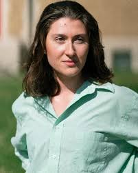 though i'm not an actual 90s kid, i channeled my 90s era with a super cool  shoot with @photobyaveragejoe @friends is my favorite TV show, so it was  pretty fun feeling like