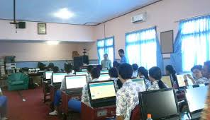 Kebijakan direktorat pendidikan agama islam dalam meningkatkan kualitas pai pada sekolah dr. Nusabali Com Sman 1 Gianyar Dan Ubud Laksakan Un On Line