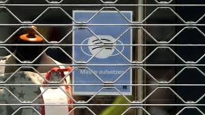 Merkel seeks to regain grip on virus with hard holiday lockdown. Deutschland Macht Dicht So Bereitet Sich Der Modehandel Auf Den Zweiten Shutdown Vor