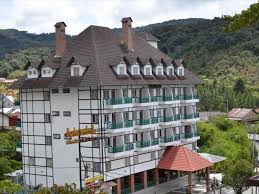 Brinchang, located in cameron highlands, pahang, is the highest and second largest township here. 6 Best Hotels In Cameron Highland Near Brinchang Night Market C Letsgoholiday My