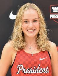 Genevieve Gentry's Instagram, Twitter & Facebook