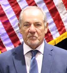 Burt Christensen's Instagram, Twitter & Facebook