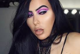 Monique Boles's Instagram, Twitter & Facebook