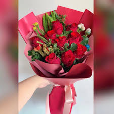 Also, we have so many cheap flower collections that will fit every ones pocket. 9 Rose Bouquet Fresh Florist Delivery Cheap Flowers Gardening Flowers Bouquets On Carousell