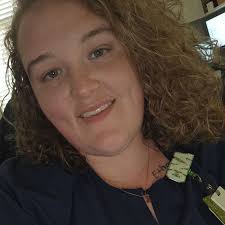 🎉 It's time for a GIVEAWAY! 🎉 It's time for a SPRING WEEKEND GIVEAWAY! 🌷  Prize Pack Includes: