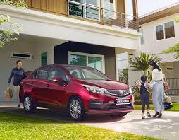 Oleh kerana berlaku di waktu malam, aku cuma dapat buat anggaran yang barangkali radiator kereta ini bocor kerana banyak air yang keluar. Proton Persona