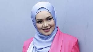Born 11 january 1979) is a malaysian singer. Dato Siti Nurhaliza Melahirkan Anak Kedua Di Usia 42