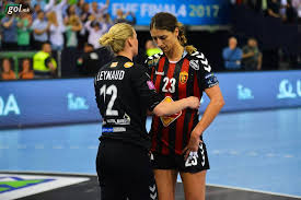 So, how much is amandine leynaud worth at the age of 34 years old? La Rage D Amandine N A Pas Suffit Au Amandine Leynaud ÙÙŠØ³Ø¨ÙˆÙƒ