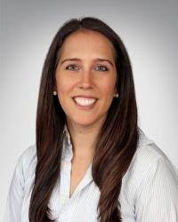 Elizabeth Holzworth's Instagram, Twitter & Facebook